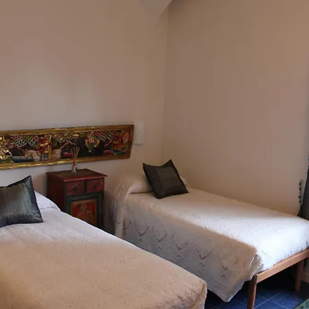 Abracadabra Tortona Bed & Breakfast Milano