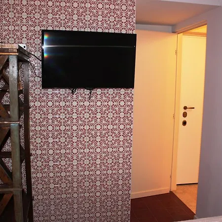 Abracadabra Tortona Bed & Breakfast 2*